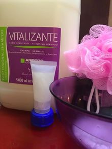Наливен шампоан Vitalizante 250 ml